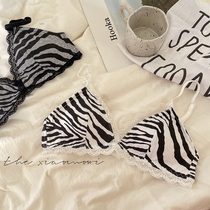 Japanese lace triangle cup underwear without steel ring big chest small summer thin chest bra