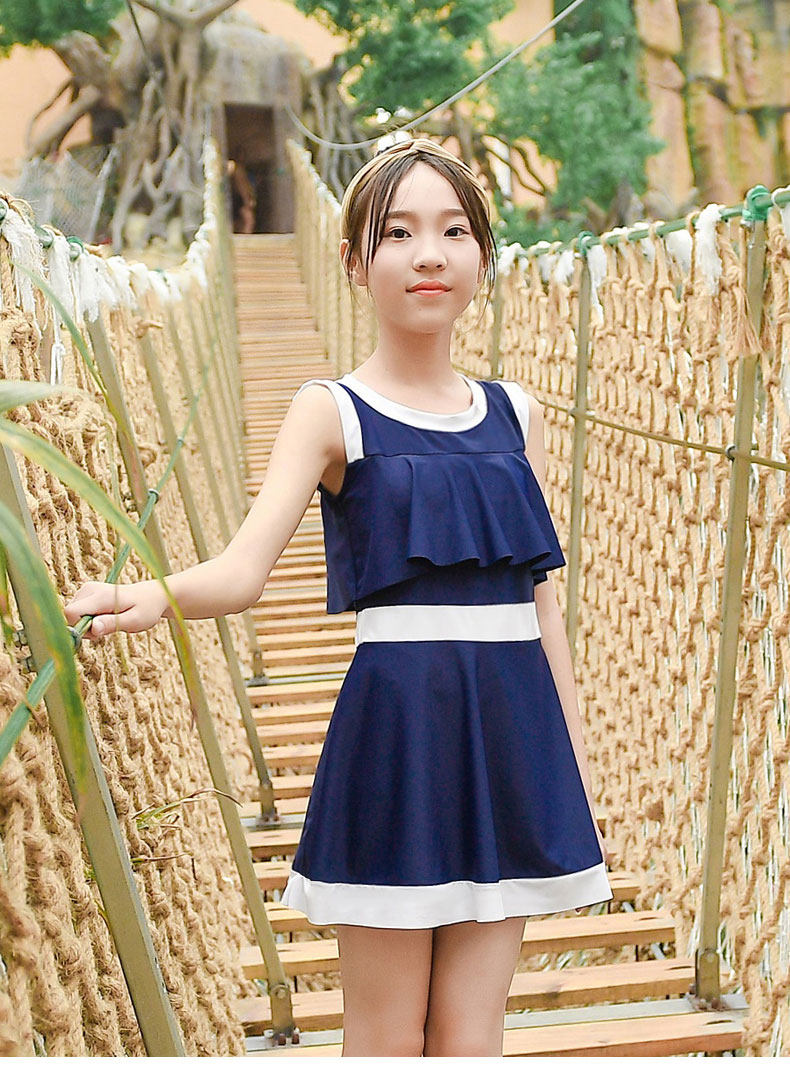 泳衣女保守连体裙式学生泳装清新小胸遮肚显瘦温泉大码少女游泳衣