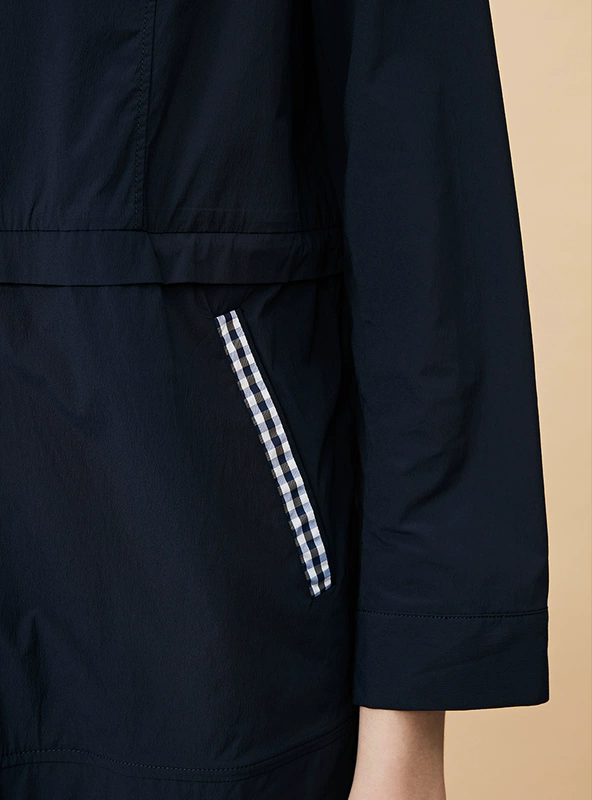 Áo khoác gió ngắn màu xanh hải quân của phụ nữ Pierre Cardin áo khoác có mũ trùm đầu giản dị áo khoác gió mùa thu 2020 áo gió mới - Trench Coat