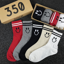 Tide brand socks mens and womens parallel bars smiley cartoon tube cotton socks four seasons college wind striped sports simple tube socks