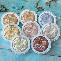 Angela Zhang with the British MUA Highlighting Powder Baking high gloss repair Powder PK107