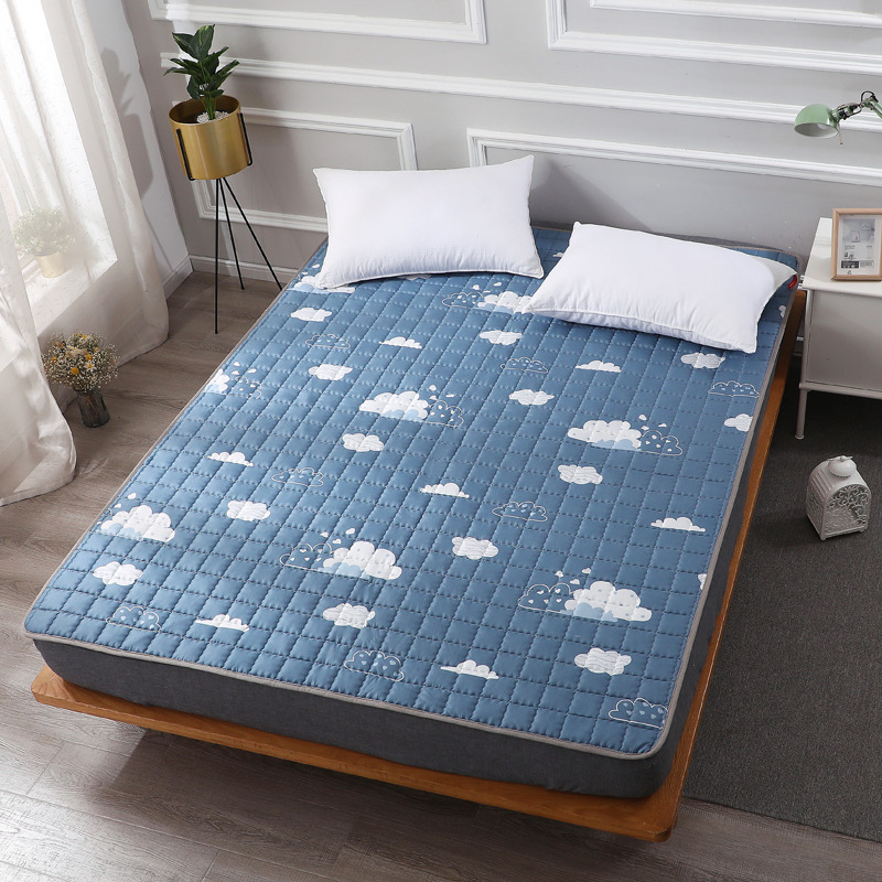 mattress cushion 1.8m bed mattress double fold protective cushion thin student anti slip 1.2m single cushion 1.5