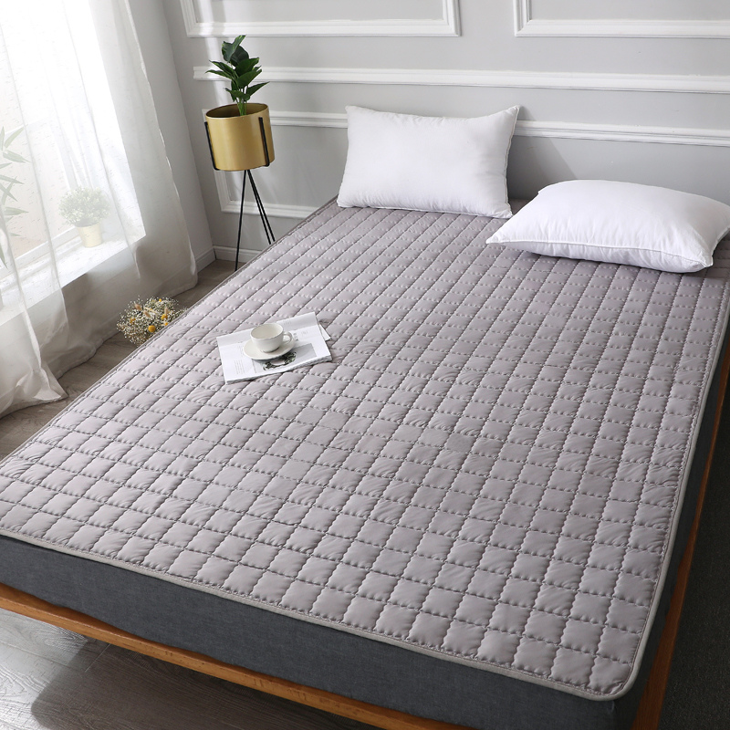 mattress cushion 1.8m bed mattress double fold protective cushion thin student anti slip 1.2m single cushion 1.5