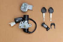 Applicable to Flying Eagle Yajun Feijie 100 Mojie DIO100 FY100T-2A Set Lock Electric Door Lock