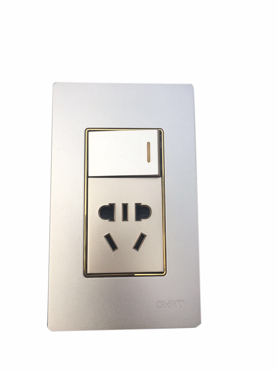 正泰开关插座120型 一开多功能 9k香槟金单开双控 五孔电源插座