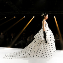 Childrens dress girl catwalk model Hepburn style retro host evening dress tail piano performance high-end