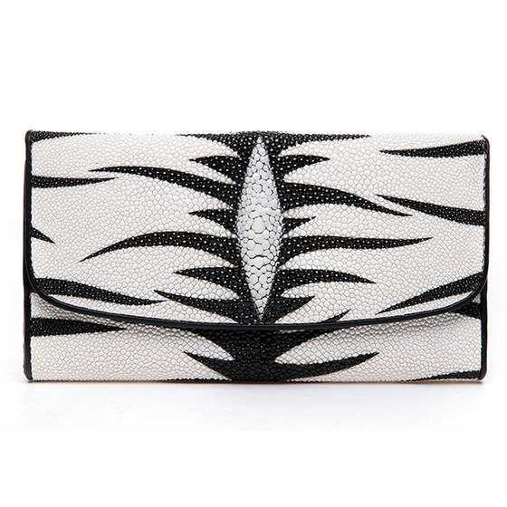 Authentic new authentic Thai pearl fish skin wallet for women 3% off medium-length manta ray leather wallet
Authentic new authentic Thai pearl fish skin wallet for women 3% off medium-length manta ray leather wallet