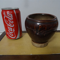 Antique old porcelain pot Garlic mash Cultural Revolution sauce glaze Physical photo Folk nostalgia collection Ancient decorative ornaments Flower pot pen plug