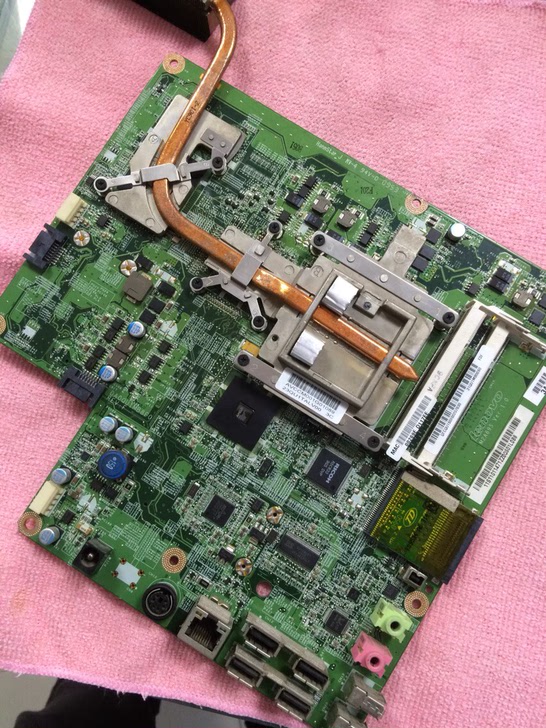 联想b355一体机硬盘拆除