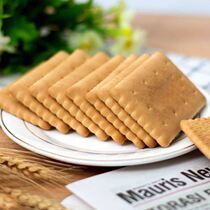 Qingdao flavor calcium milk biscuits old-fashioned egg high calcium milk biscuits children middle-aged and old brewed thick milk biscuits