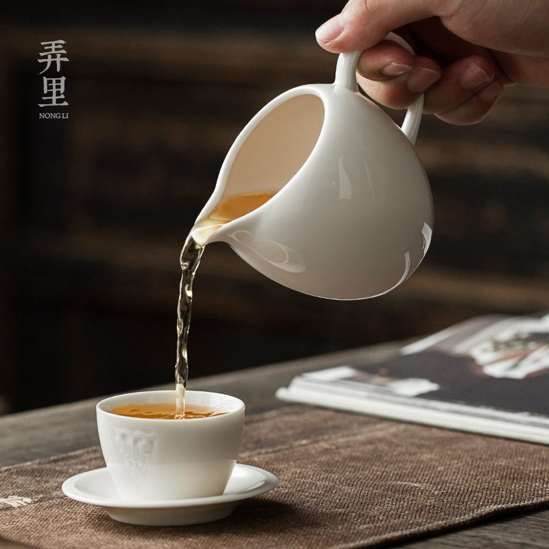 Make kung fu tea tea device accessories | points in public fair cup filter dehua white porcelain ceramic tea cup large tea sea