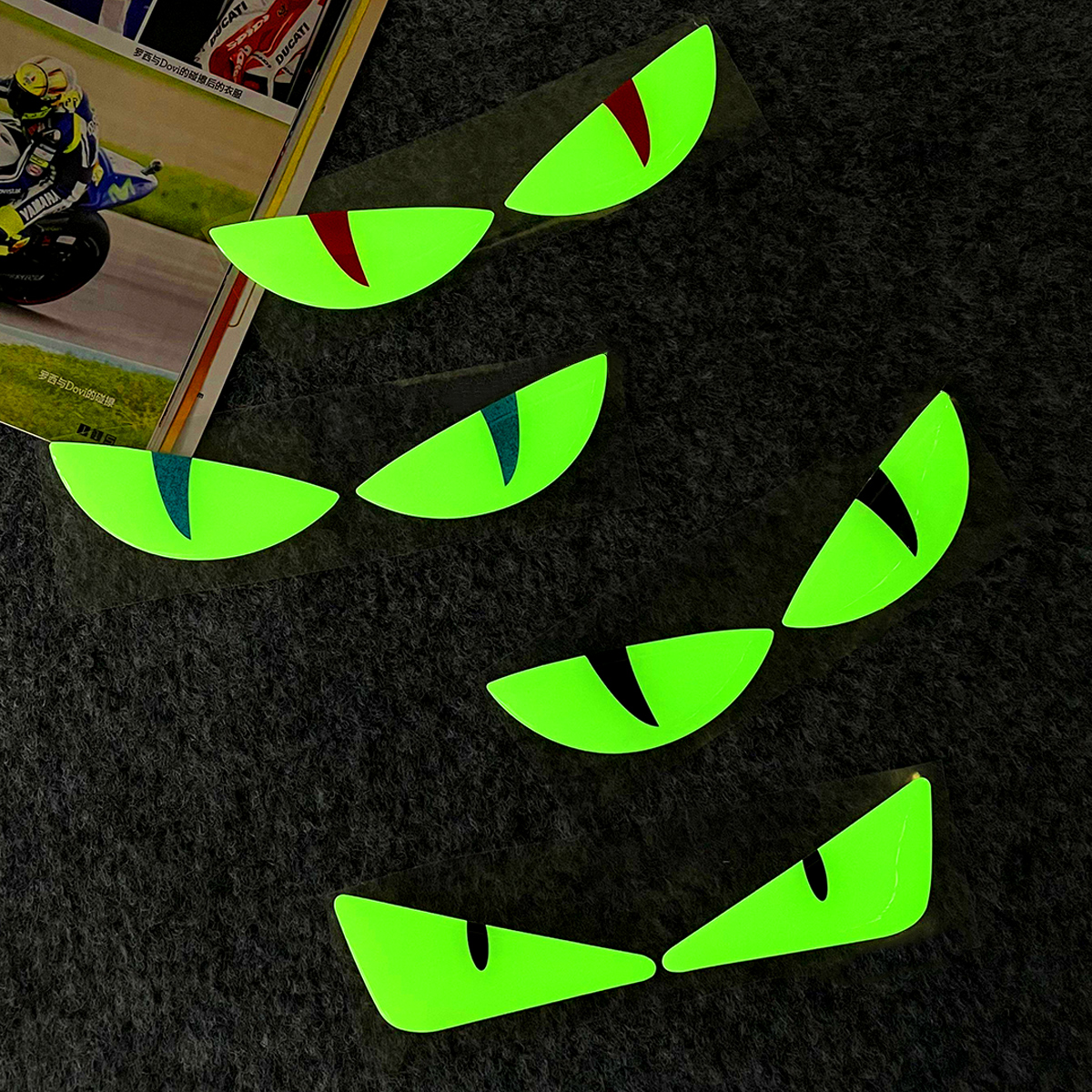 Luminous small demon eye sticker stereo motorcycle cat eye applic to apply Suzuki UY125 calf electric 9-Taobao