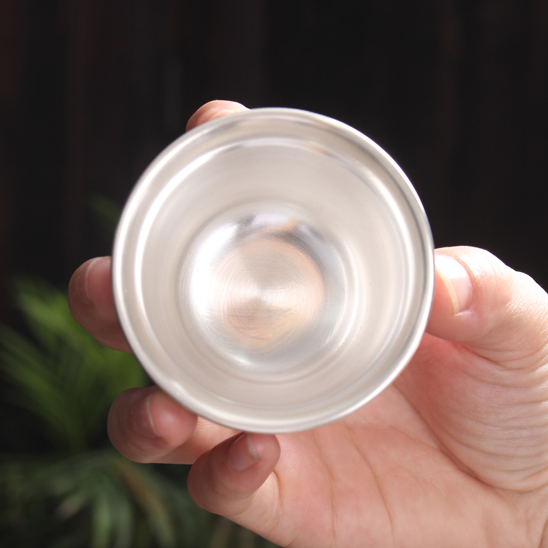 With the name of the custom master cup silver cup silver 999 household kung fu single ceramic coppering. As silver cup