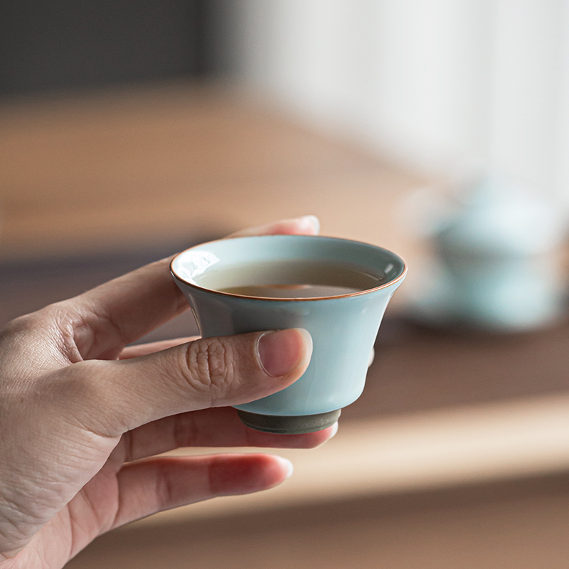 Your up with azure single master cup ceramic cups can keep open piece of kunfu tea light ice crack glaze built sample tea cup