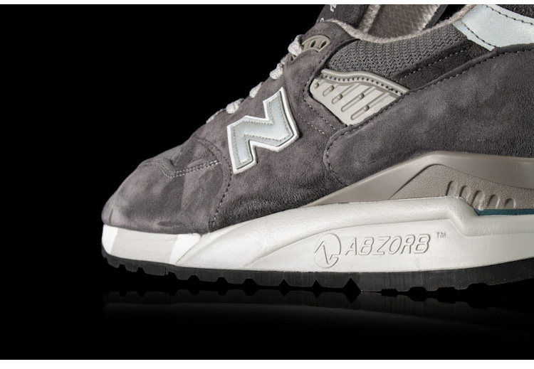 newbalance 总统限定版 狼灰色 男款增高跑步鞋