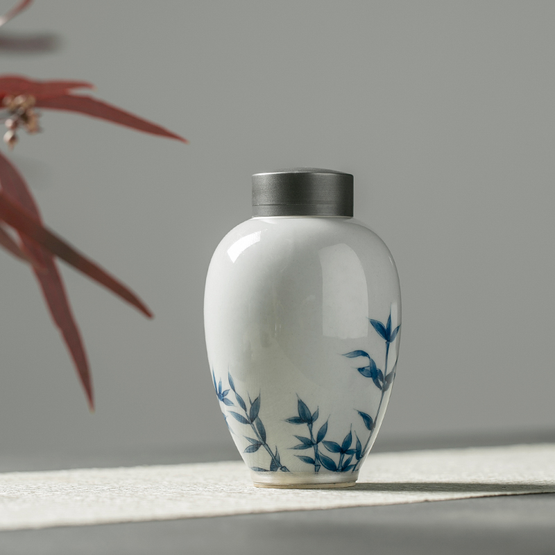 Jingdezhen hand - made self - "appropriate content of Chinese style tea storage tanks trace silver bamboo caddy fixings Japanese POTS to restore ancient ways