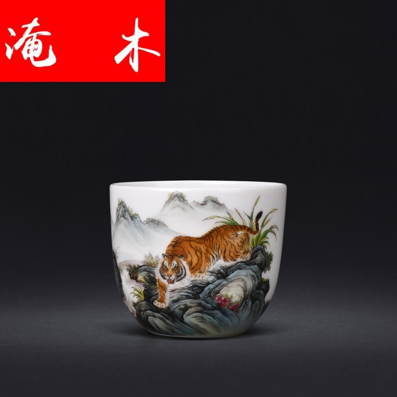 Flooded hand - made wooden jingdezhen ceramics powder enamel five blessings tiger Lord kung fu tea cup sample tea cup