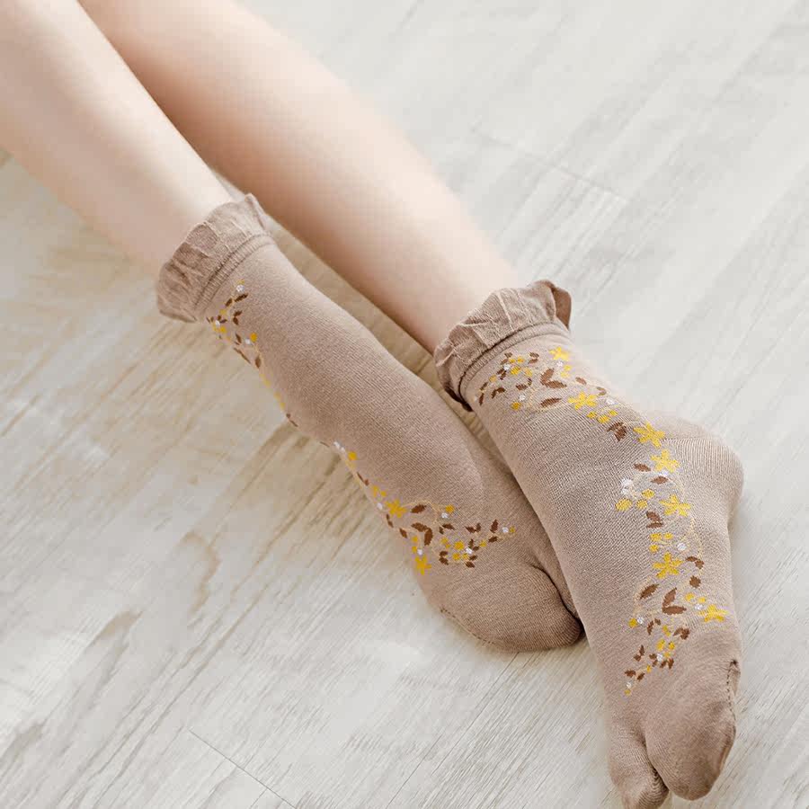柚子坊 日本进口和风木屐分趾袜樱花提花金银丝木耳边女士短袜子