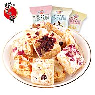 【专享11.9元】蜡笔小新蔓越莓雪花酥300g