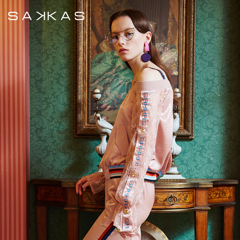 N-one sakkas女装一字领刺绣休闲短外套性感甜美秋装