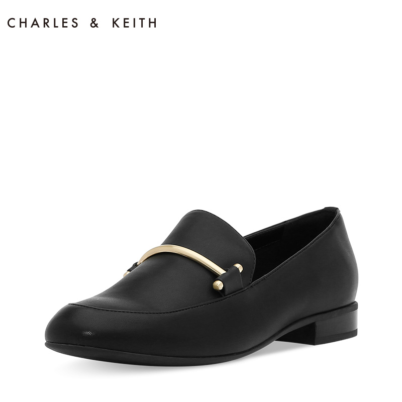 CHARLES&KEITH单鞋 CK1-70380524 欧美风潮流金属圆头平底单鞋女产品展示图3