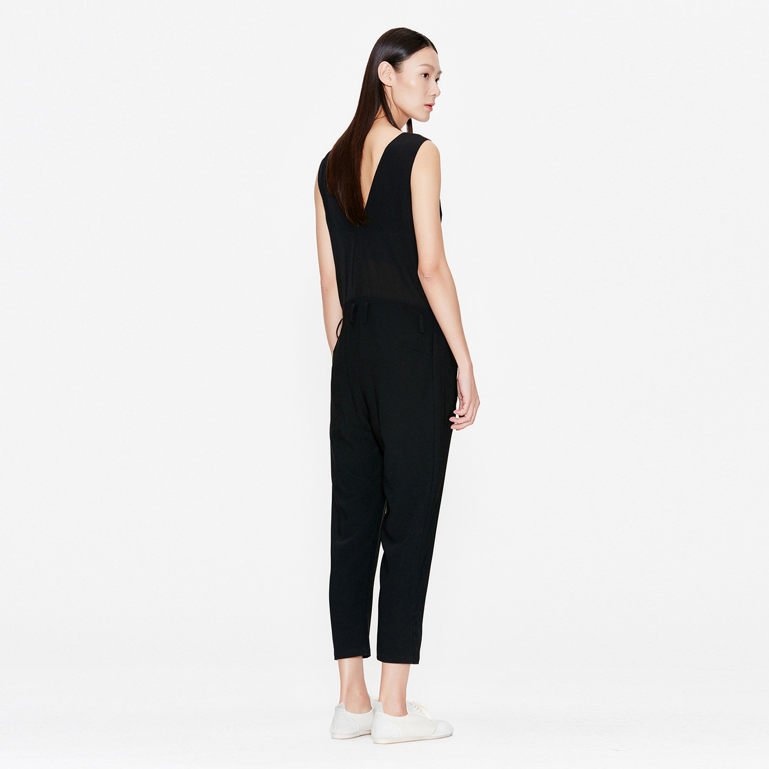 jnby/江南布衣帅气利落时尚摩登无袖v领女式连身裤5f538149