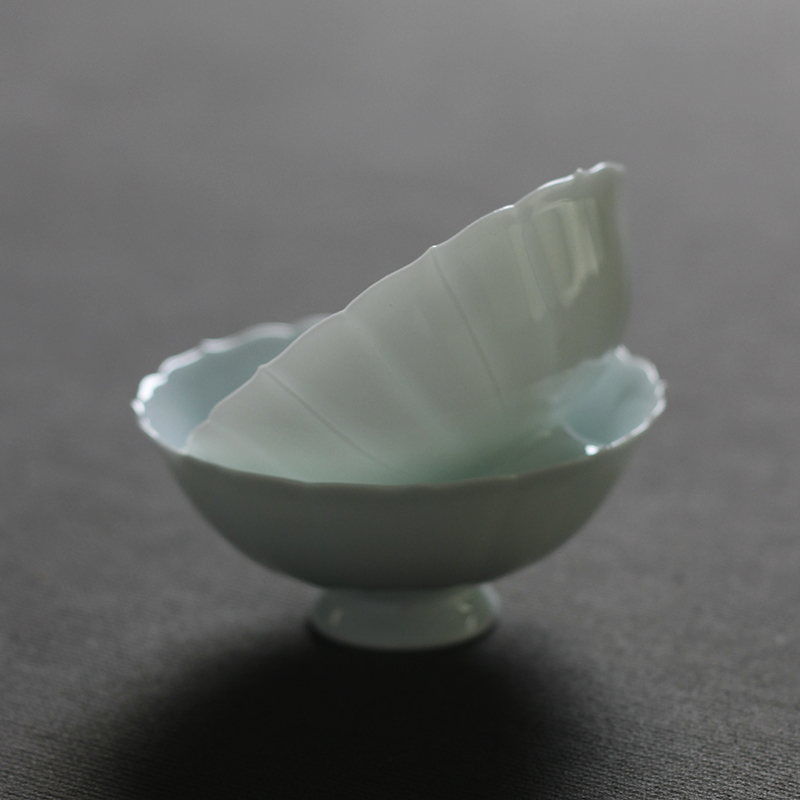 Time tile manual its kwai keller cup high - grade tea pu - erh tea tasted cup of jingdezhen ceramic Song Feng green glass