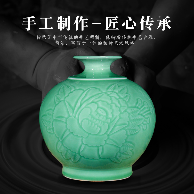 Jingdezhen ceramics by hand shadow blue glaze vase flower arranging new Chinese style household adornment TV ark, furnishing articles in the living room