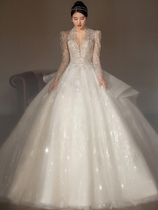 French long-sleeved wedding dress 2022 new bride main veil small high-quality protrusion dragging the tail court wind heavy work winter