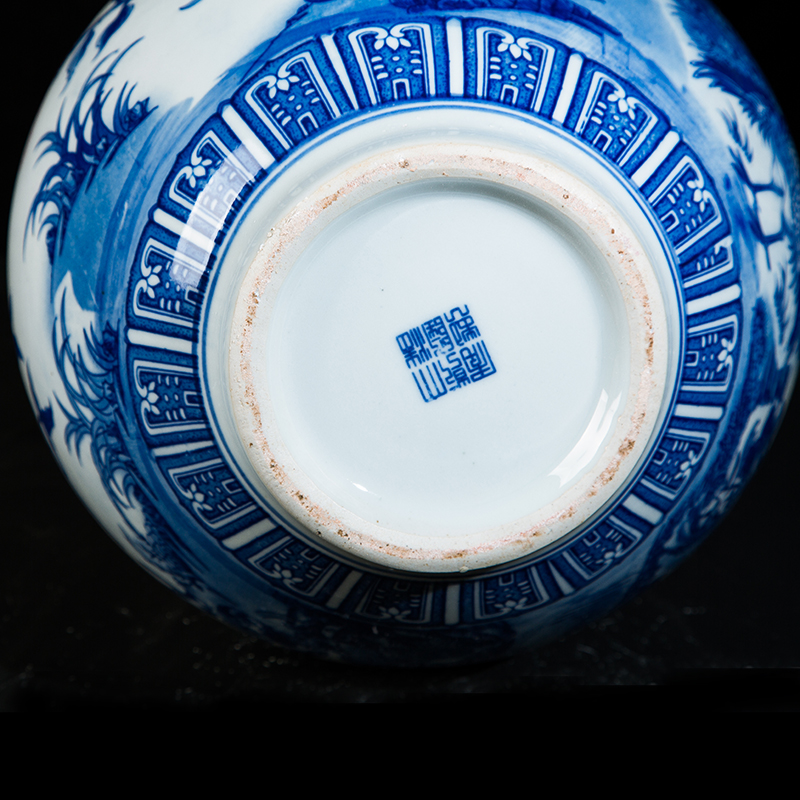 Jingdezhen ceramic antique youligong in large blue and white porcelain is 50 cm high sitting room of Chinese style household decorative vase