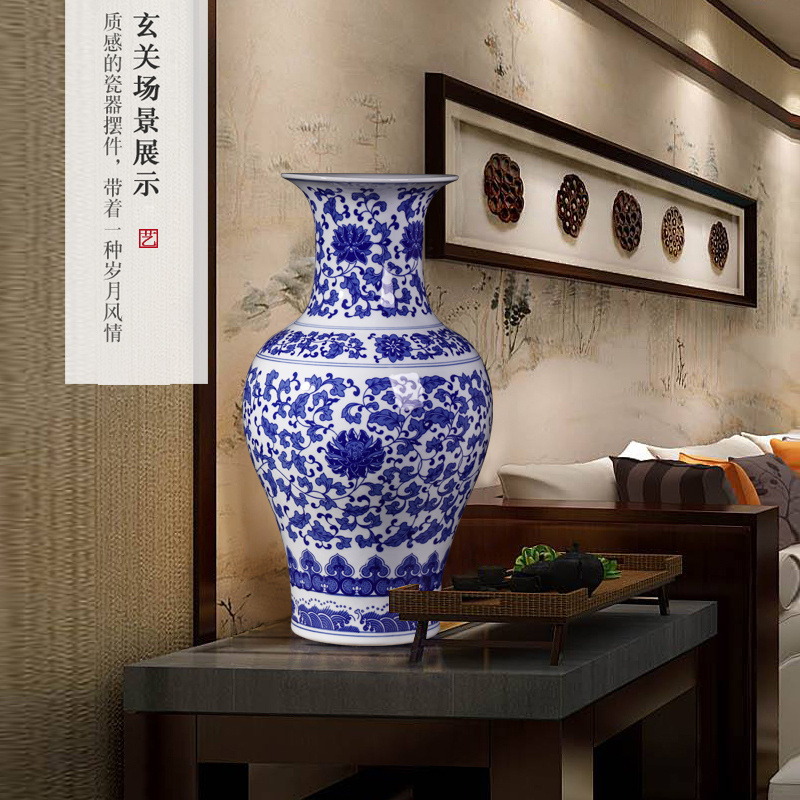 Jingdezhen ceramics in large antique blue and white porcelain vase furnishing articles 50 centimeters mesa adornment landing