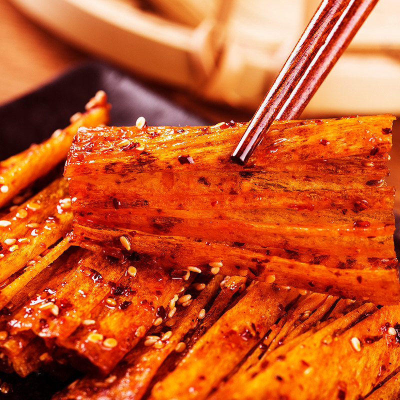 雨旺休闲怀旧食品网红零食辣条棒麻辣儿时小吃大辣片125g*4小袋装