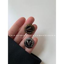YOMOSTUDIO Xiaoxiang retro style metal button letter V button jacket woolen coat decorative button
