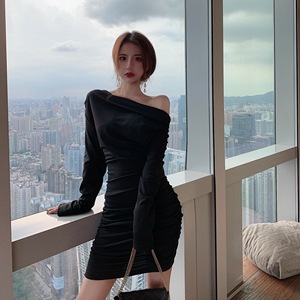 Photo dress Goddess Dress fall 2020 new sexy one line collar off shoulder pleated tight hip skirt