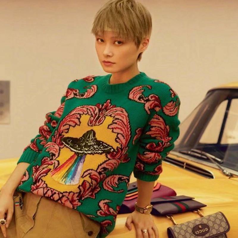 2017早秋新款李宇春明星同款飞碟刺绣提花欧美风针织上衣套头毛衣