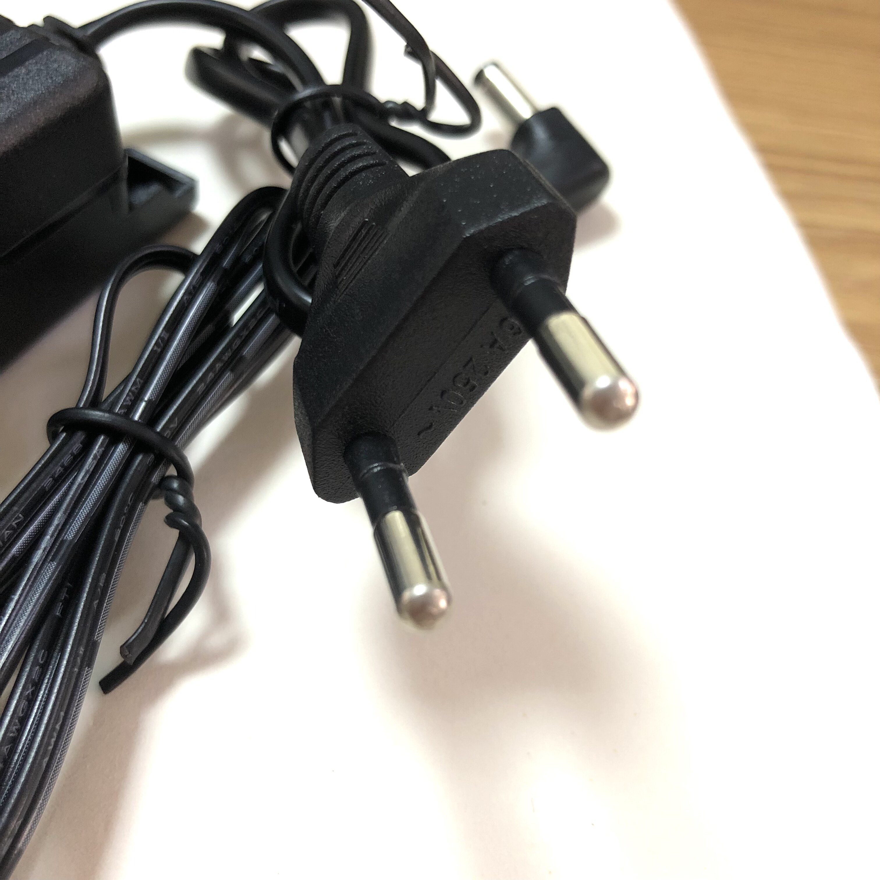 для аудио устройств 舒尔blx288无线麦克风qlxd4接收机电源适配器ps24chn无线话筒通用 Shure