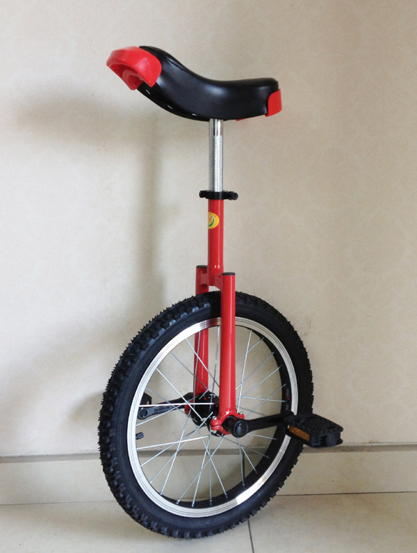 永彩儿童独轮车成人杂技车平衡单轮自行车竞技车送停车架