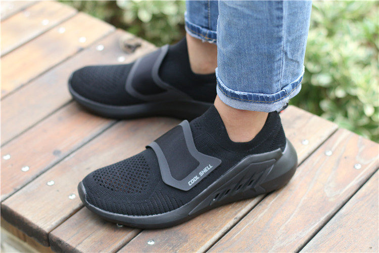 李宁休闲鞋2018李宁羿星男鞋李宁云一体织透气舒适情侣鞋agln025