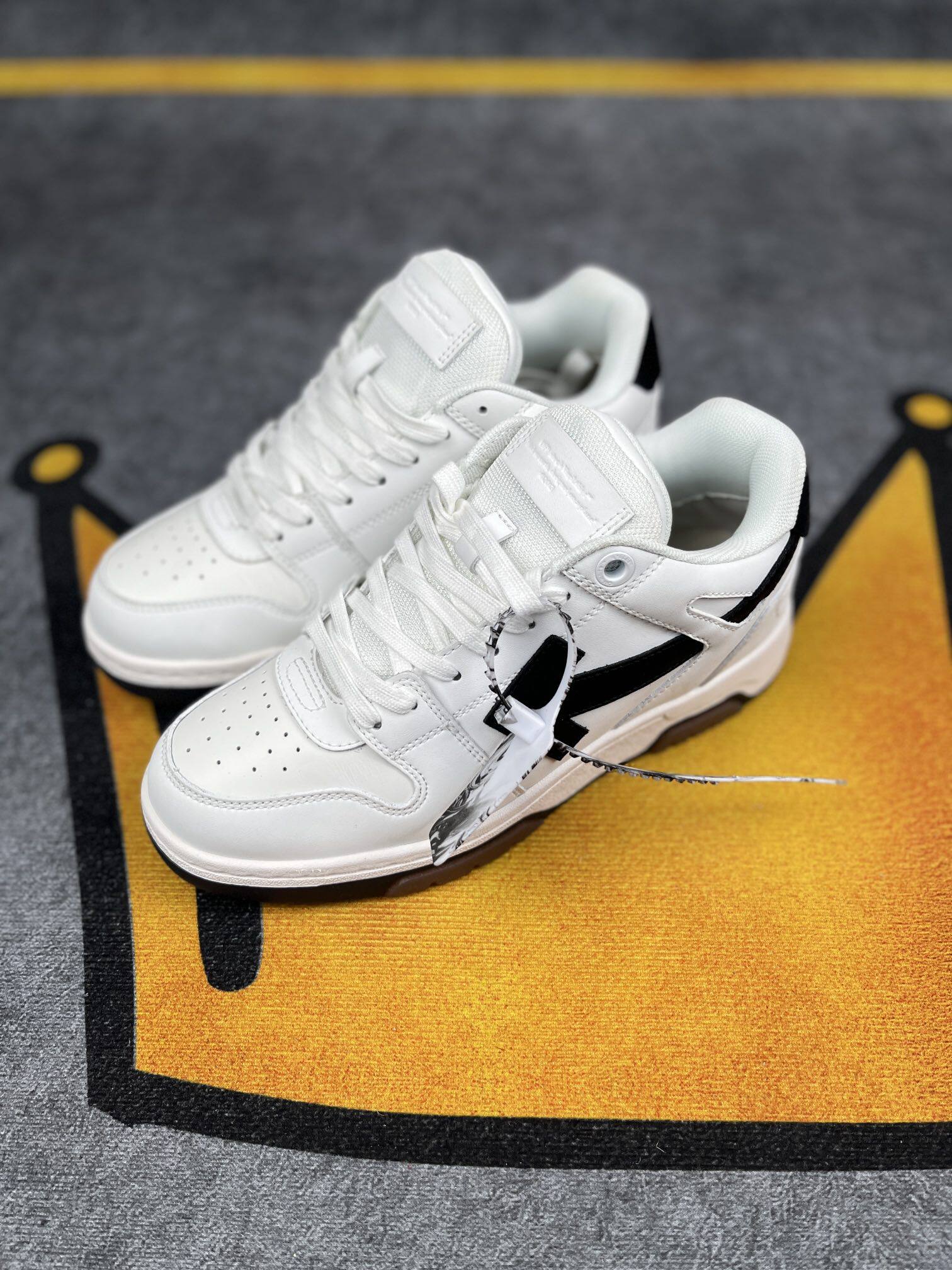 off white 23ss熊猫鞋 箭头低帮拼色小白鞋 男女厚底运动时尚板鞋