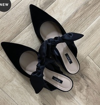 American OHGA butterfly knot low heel shoes are not retreated