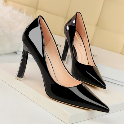 7716-1 han edition fashion show thin delicate high-heeled shoes with ultra-high with transparent paint light mouth point