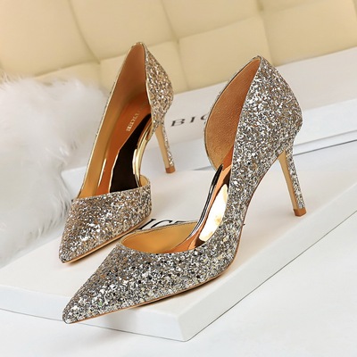 8862-1 in Europe and the sexy show thin heels nightclub shallow pointed mouth side hollow out dazzling sequins high-heel