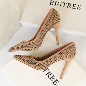 516-78 European and American wind fashion show thin suede high-heeled shoes lighter point diamond hollow out nightclubs 