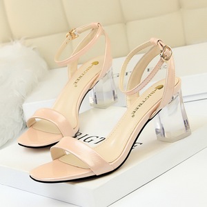 169-6 han edition with summer fashion designer shoes transparent crystal with high dewy toe sandals with a word