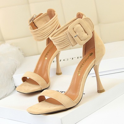 127-8 European and American wind fashion sexy club cup women&apos;s shoes with high heels suede leather belt word dewy t