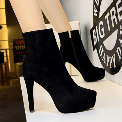 9657-6 European and American fashion contracted wind knight boots high with waterproof suede show thin and sexy nightclu