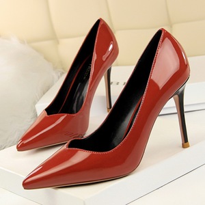 128-1 han edition fashion simple color matching with patent leather high heel shallow mouth pointed professional OL sexy