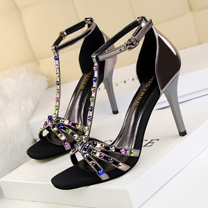 999-2 the European and American wind fashion sexy nightclub show thin summer shoes with high heels hollow out colorful d