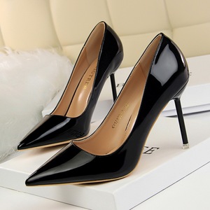 17139-1 han edition contracted with patent leather high heel shallow mouth pointed sexy nightclub show thin single women