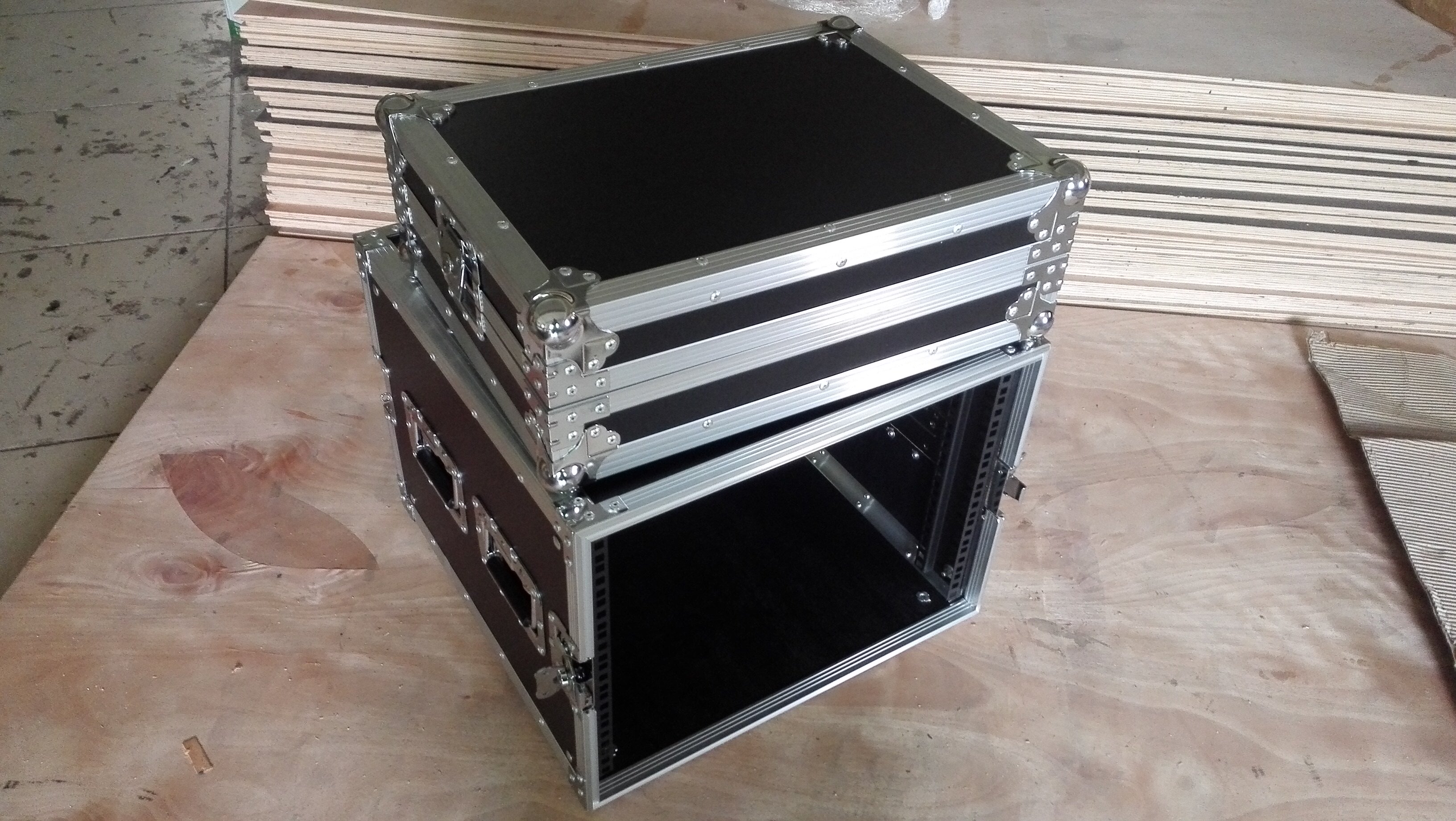 6u两门机箱专业功放机柜19寸宽标准机箱定做音响调音台航空箱